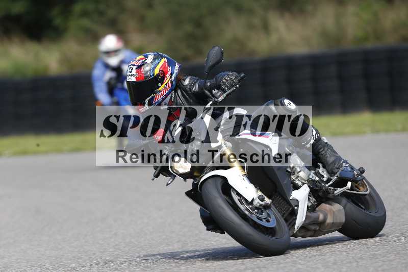 /Archiv-2025/42 07.08.2025 Peter Studer Girls Day ADR/Gruppe pink/12